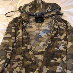 American eagle jacket (thin layered)